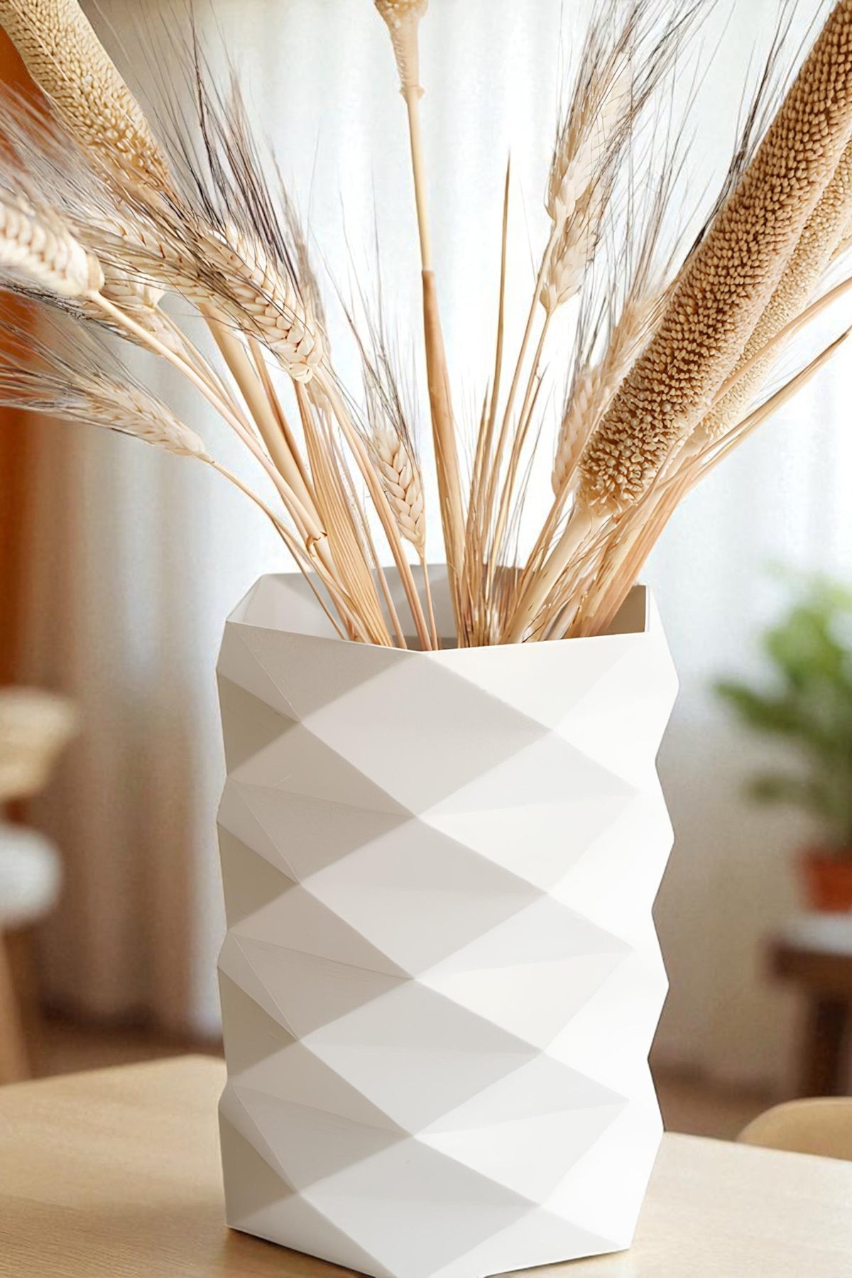 Dekoratif Beton Vazo | Modern Geometrik Tasarım | Kuru Çiçek ve Masa Üstü Aksesuarı
