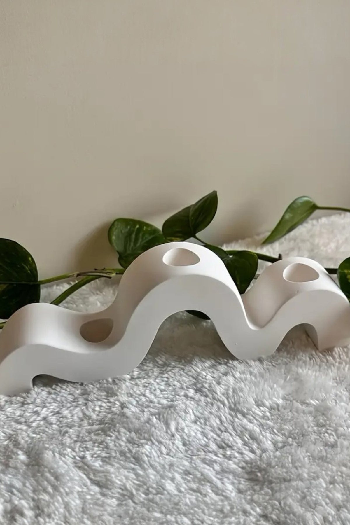 Modern Dalga Tasarımlı 3’lü Beton Mumluk Şamdan - Dekoratif El Yapımı Masa Üstü Mumluk