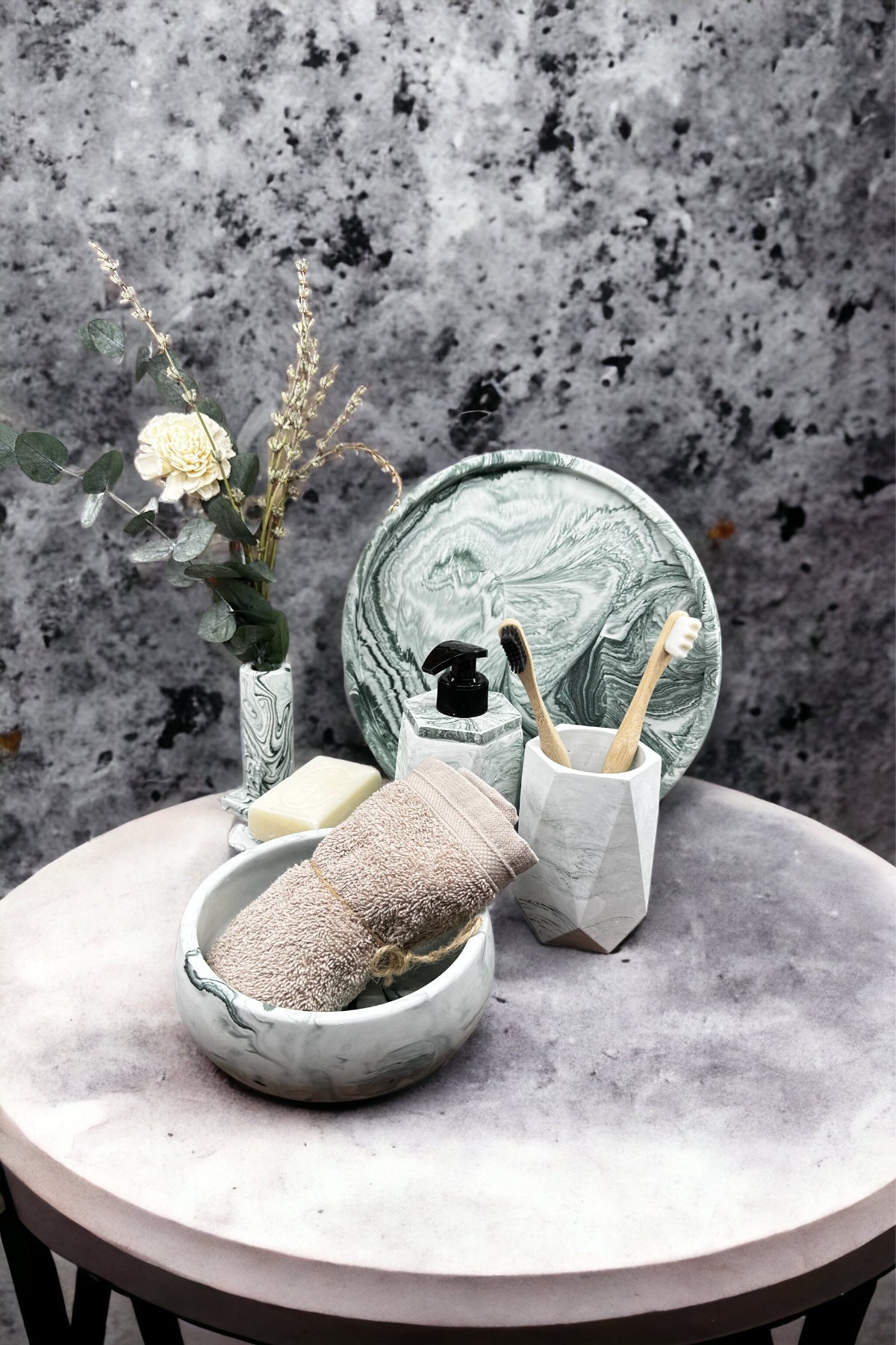 Mermer Desen Beton Banyo Seti Yeşil